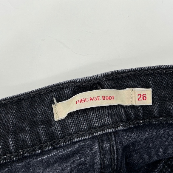 Levi’s Ribcage Boot jeans - Picture 10 of 10